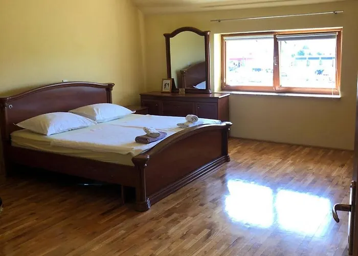 Tomislav * Tomislavgrad